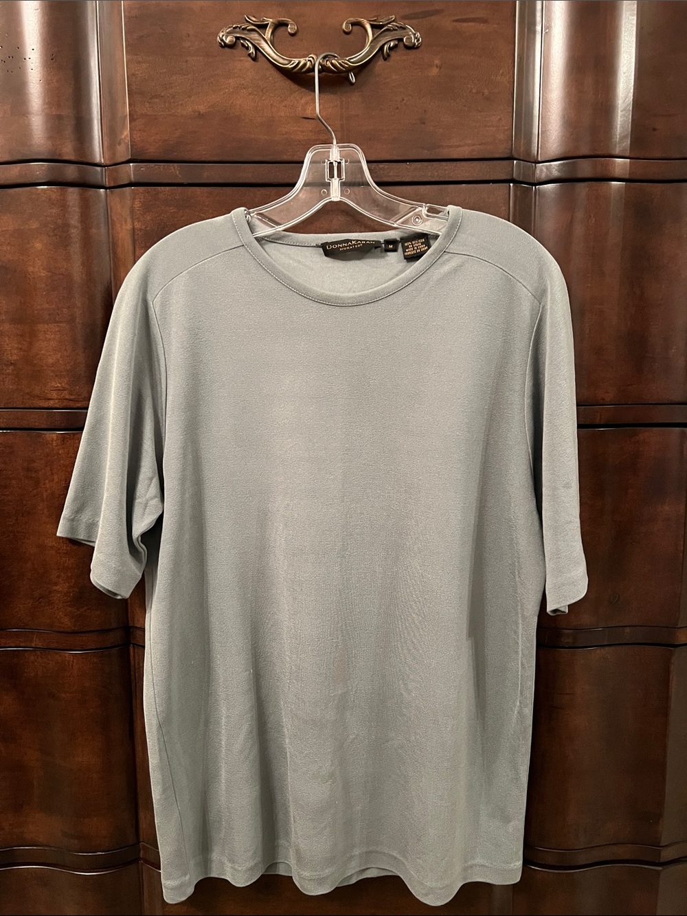Donna Karan Men's Short Sleeve Crewneck Shirt - Light Sage,100% silk/soil.